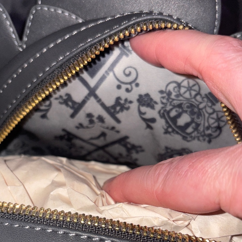 Disney Loungefly Cinderella Evil Stepmother & Stepsisters Villains Mini Backpack - Picture 5 of 5
